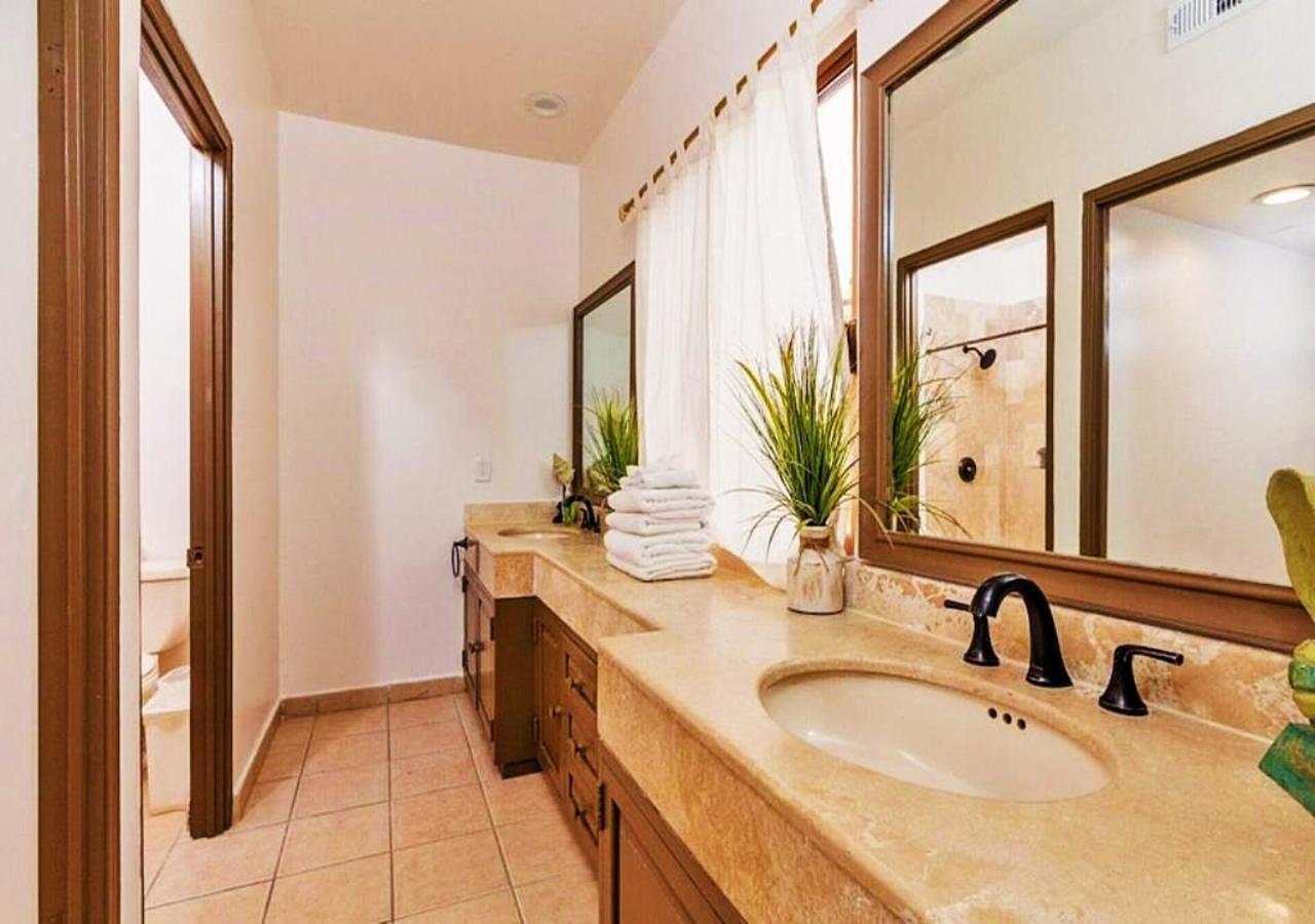Right On The Beach! Rocky Point Condo Rental - 2 Bedroom Penthouse Beachfront Kültér fotó
